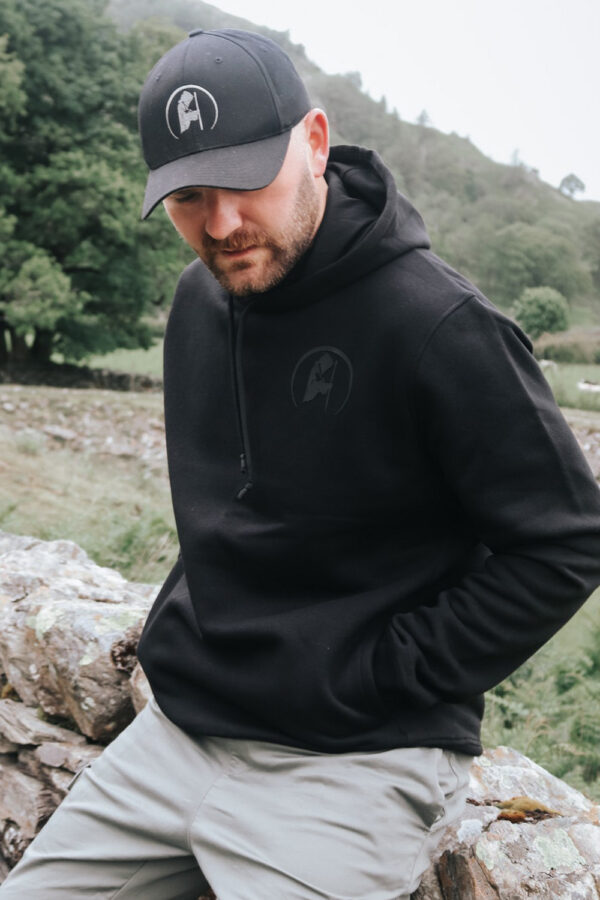 Trinnacle Hoodie - Black